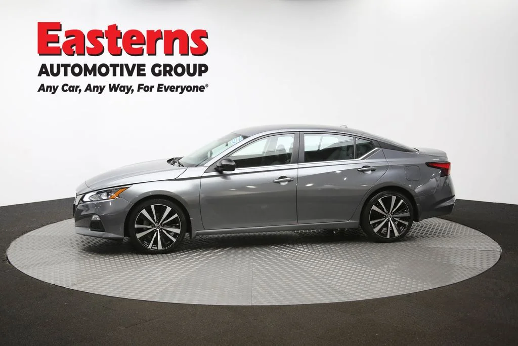 Used 2022 Gray Nissan 2.5 SR image 56