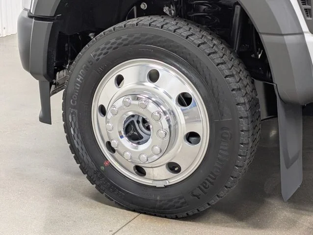New 2026 Oxford White Ford F-450® XL image 37