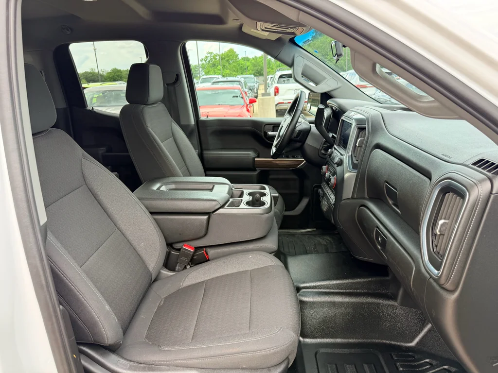 Used 2021 Summit White Chevrolet LT image 15