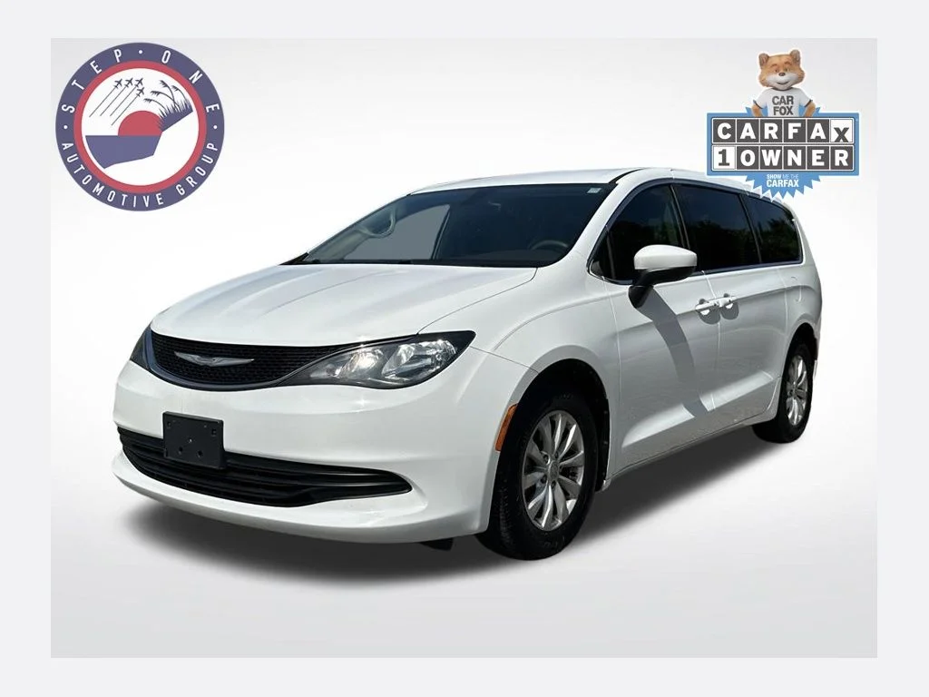 Used 2017 White Chrysler Touring image 1