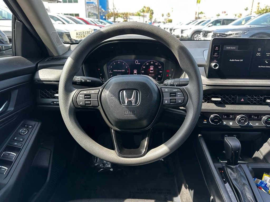 Used 2026 Gray Honda SE image 19