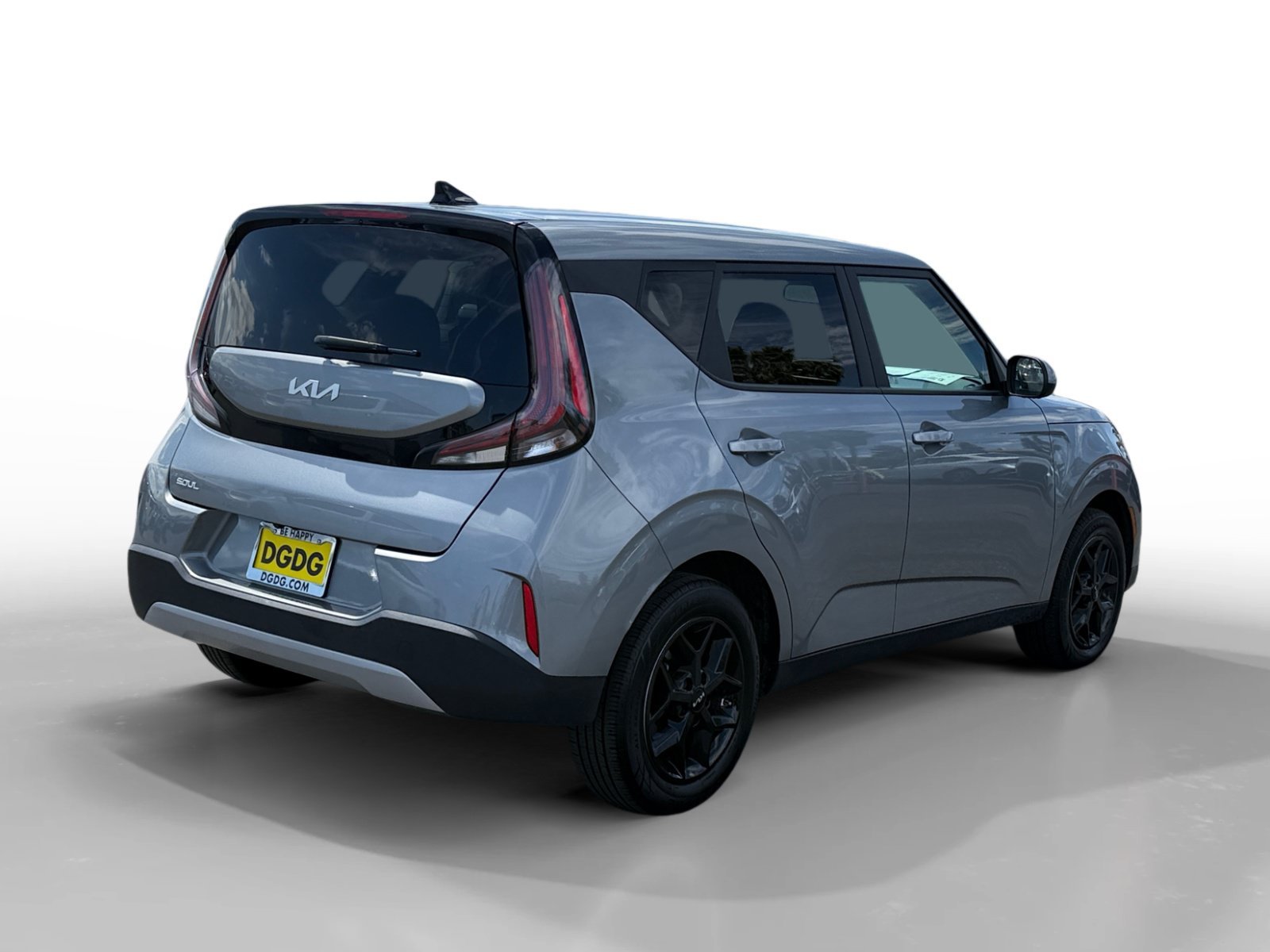Used 2024 Steel Gray Kia LX image 5