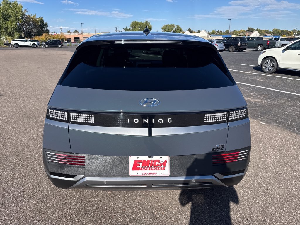 Used 2024 Digital Teal Hyundai SEL image 4