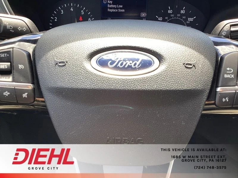 Used 2022 Blue Ford SE image 30