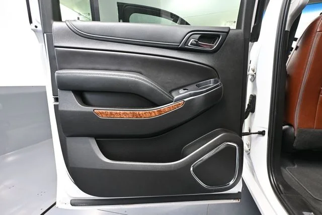 Used 2019 Beige Chevrolet Premier image 41