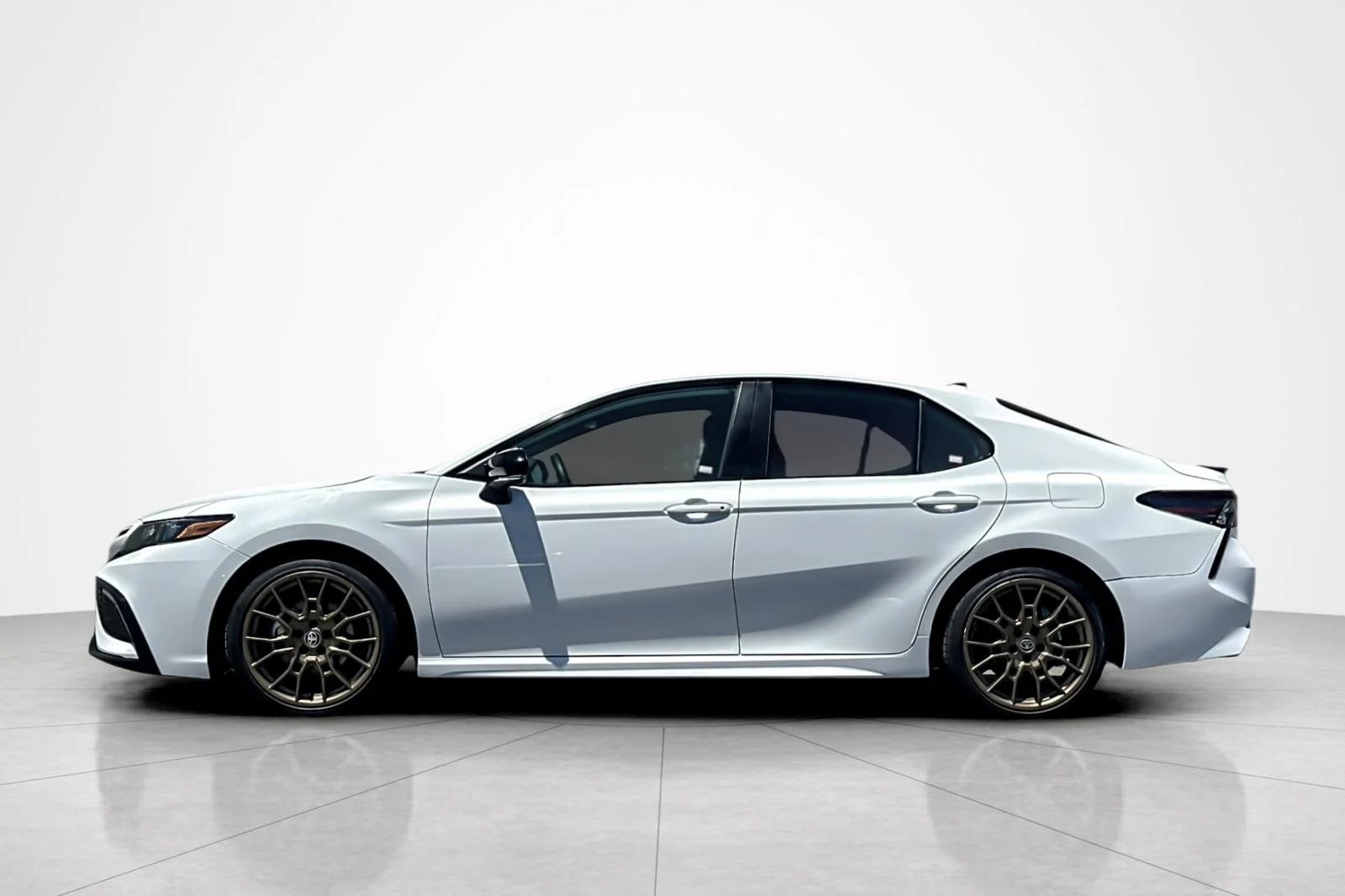 Certified Used 2024 Ice Cap Toyota Hybrid SE Nightshade image 2