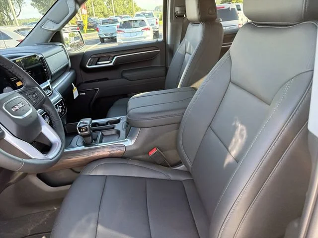 New 2026 Onyx Black GMC SLT image 19