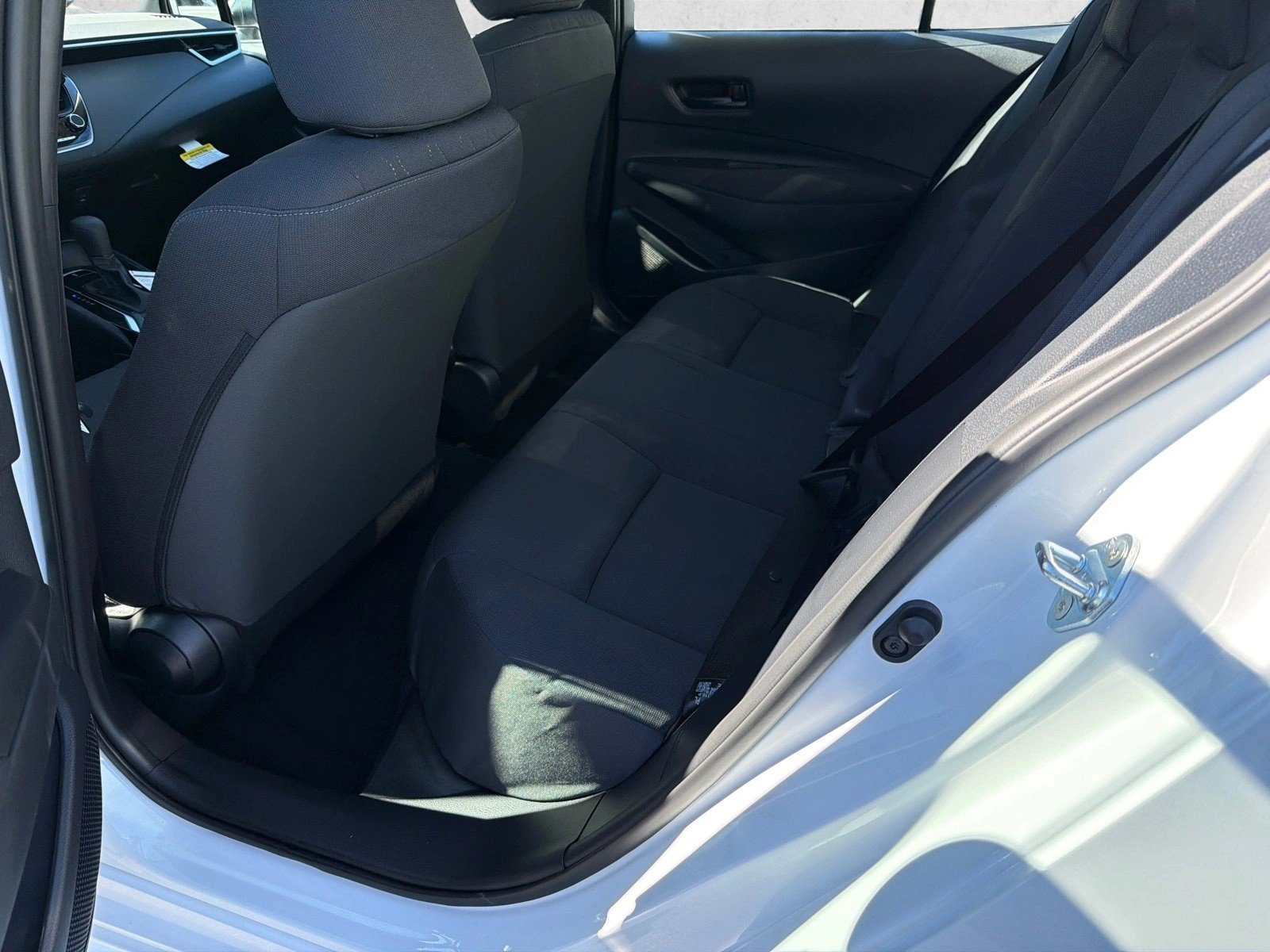 New 2027 Ice Cap Toyota LE image 20