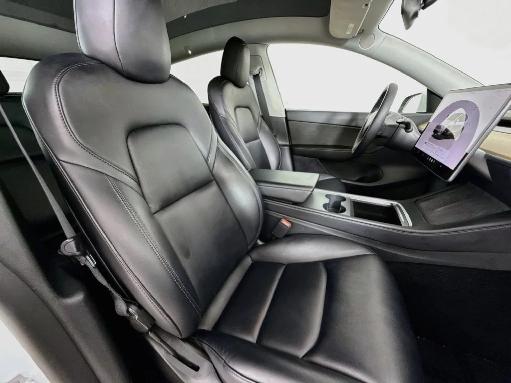 Used 2022 White Tesla Performance image 29