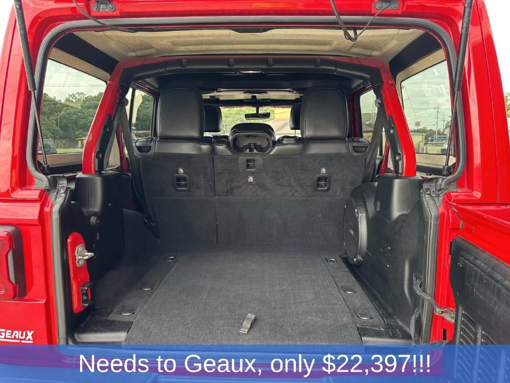 Used 2018 Red Jeep Unlimited Rubicon image 23