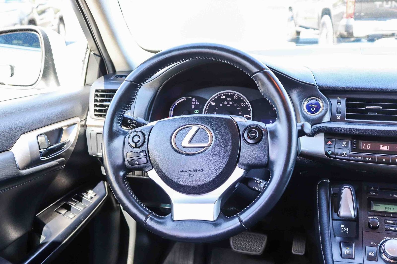 Used 2015 Silver Lexus 200h image 18