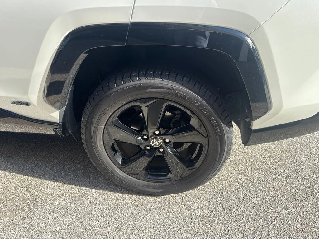 Used 2021 White Toyota XSE image 18