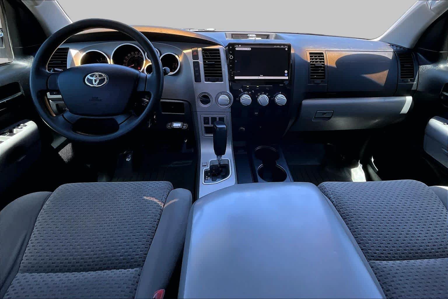 Used 2007 Super White Toyota SR5 image 15