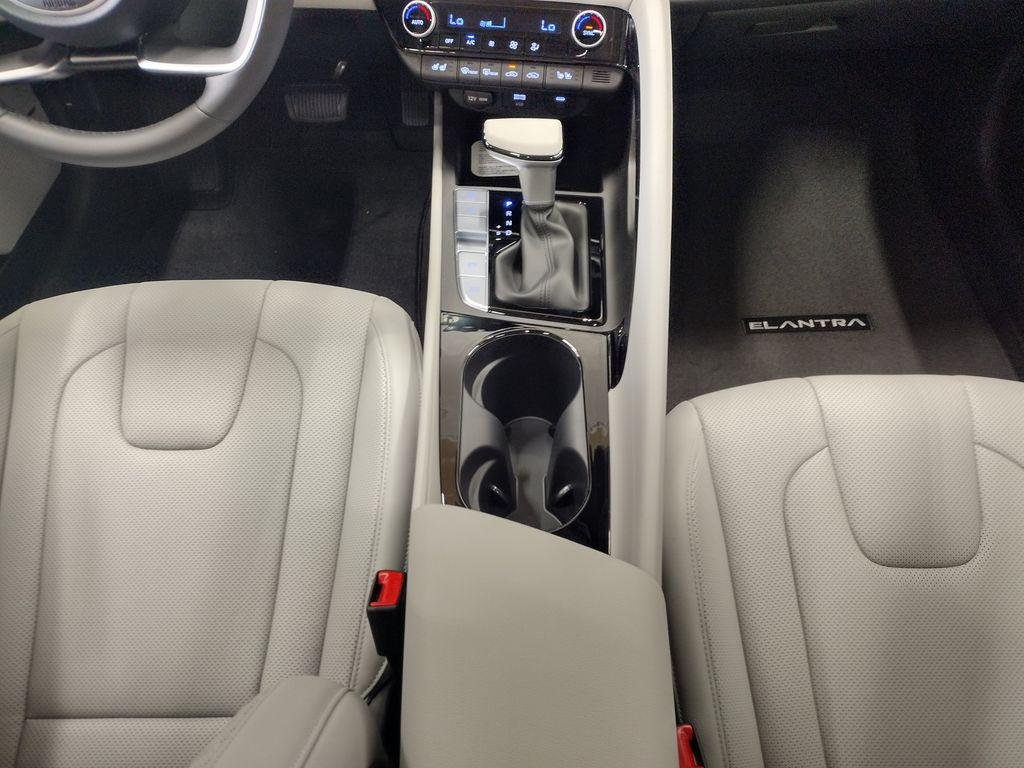 New 2026 White Hyundai Limited image 41