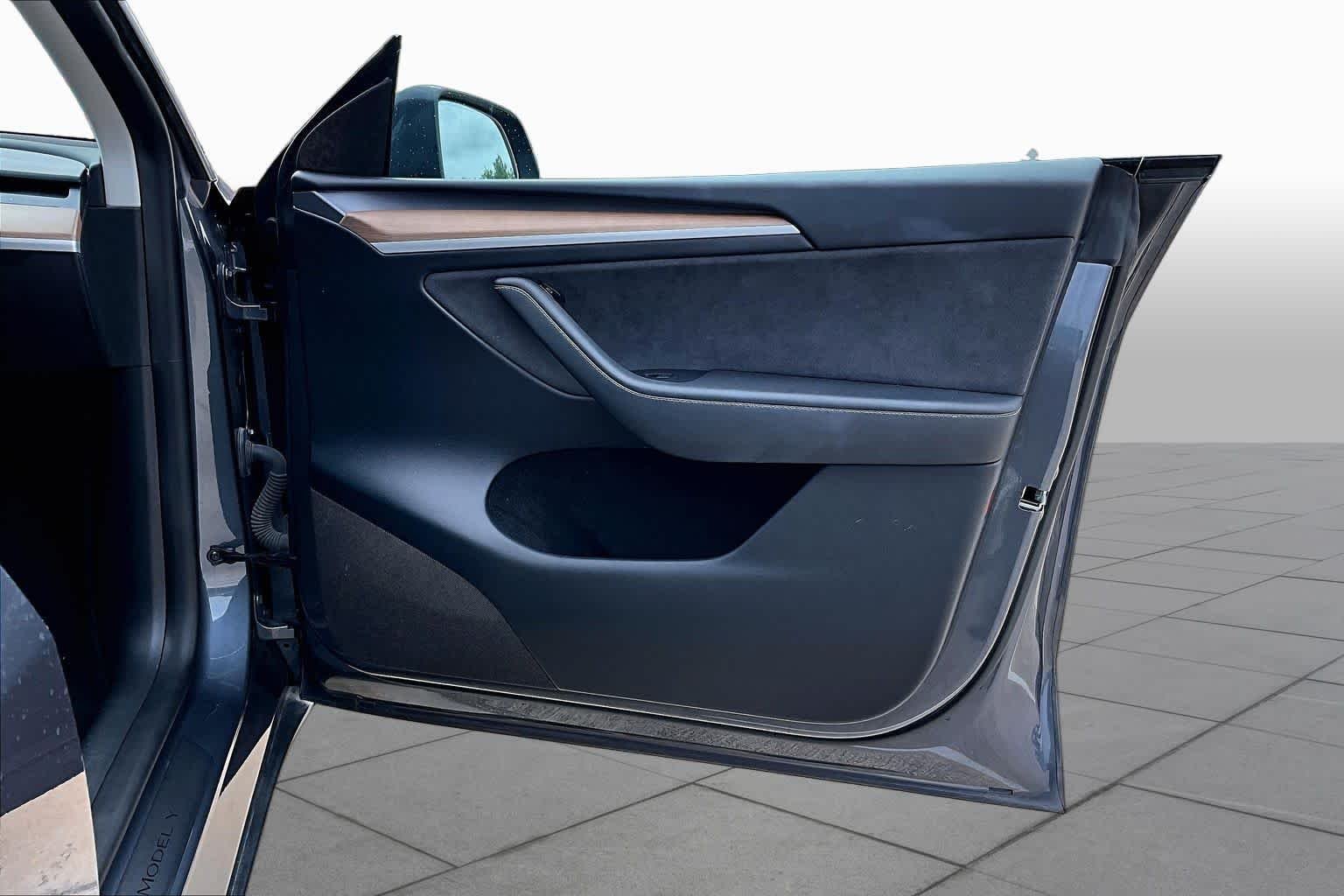 Used 2023 Deep Blue Metallic Tesla Long Range image 19