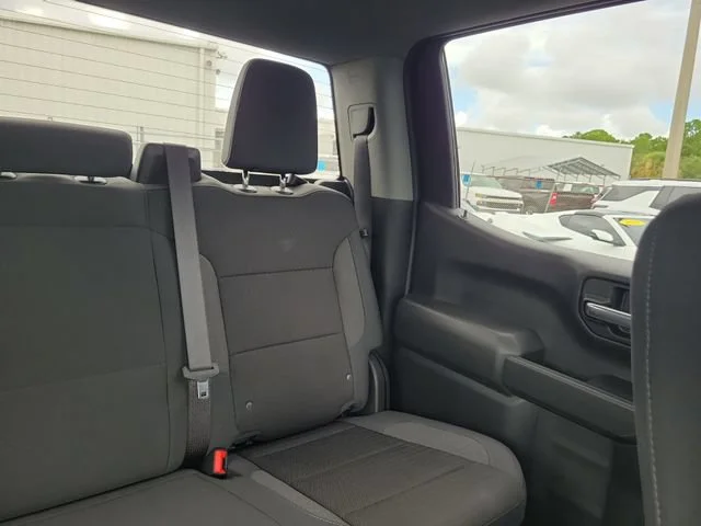 2024 Chevrolet Silverado 1500 Custom - Photo 19