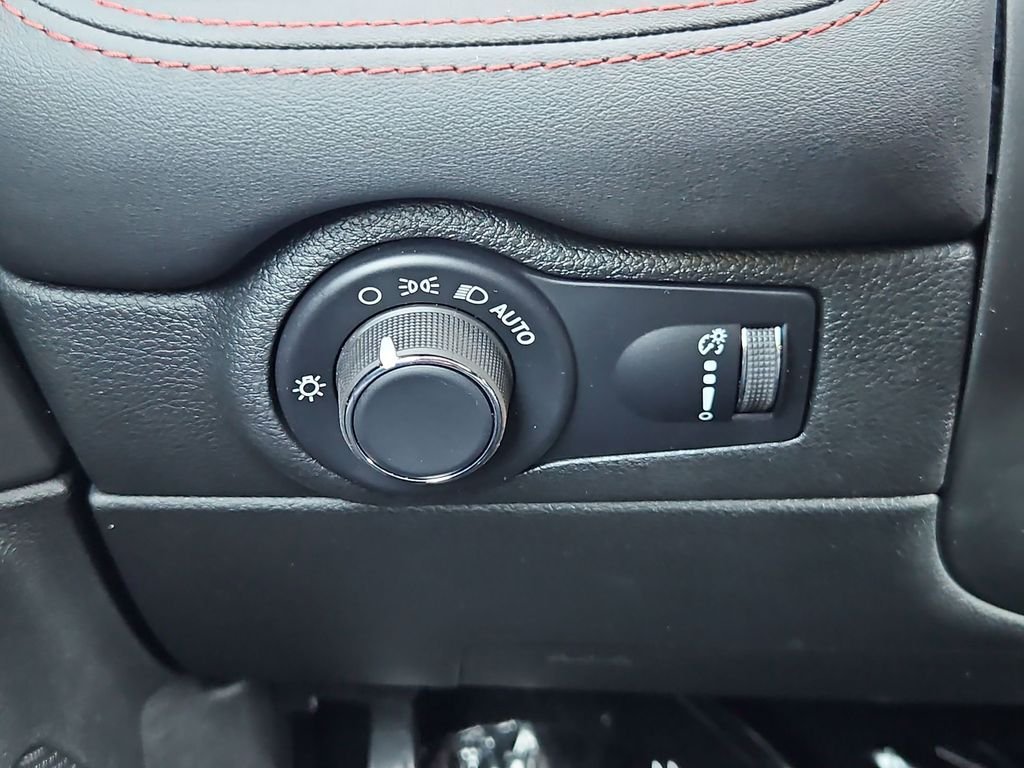 New 2026 B5 Blue Exterior Paint Dodge GT Plus HEMI V8 image 18