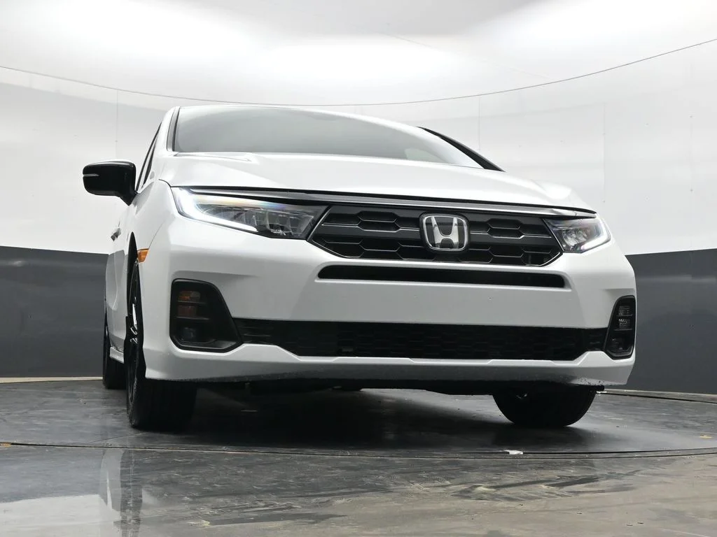 New 2026 Platinum White Pearl Honda Sport-L image 27