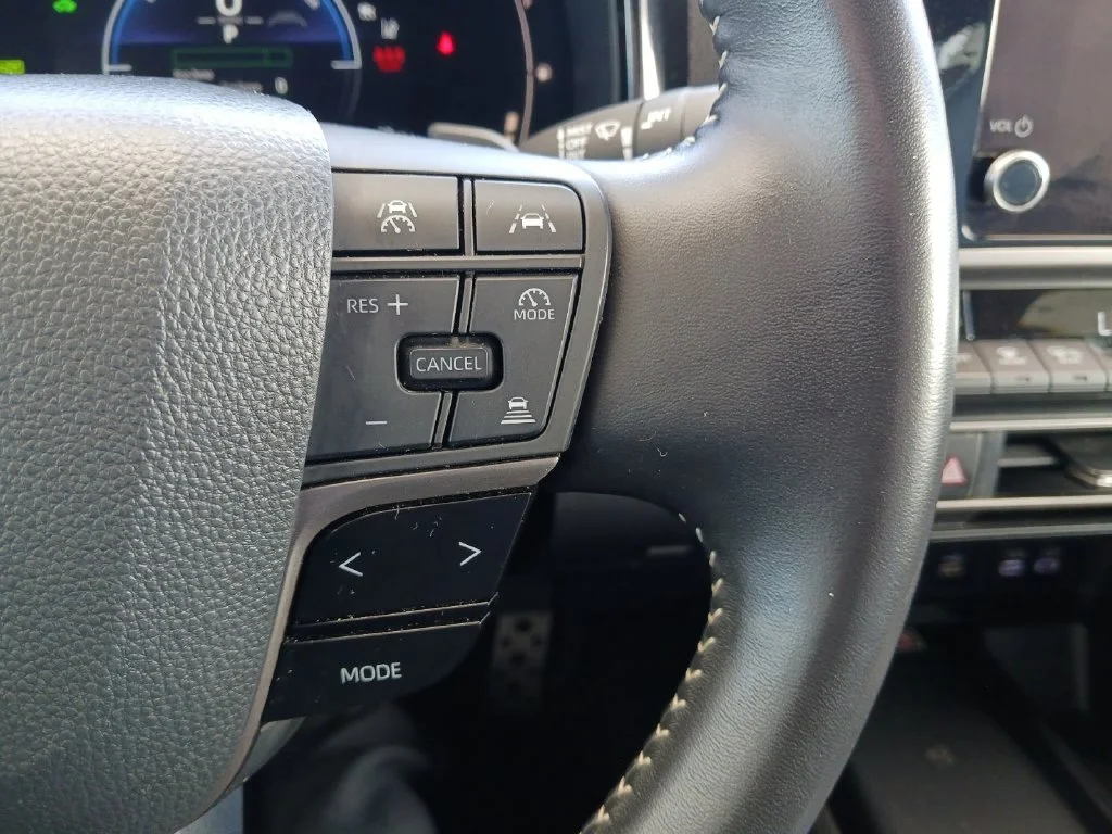 Used 2025 White Toyota SE image 32