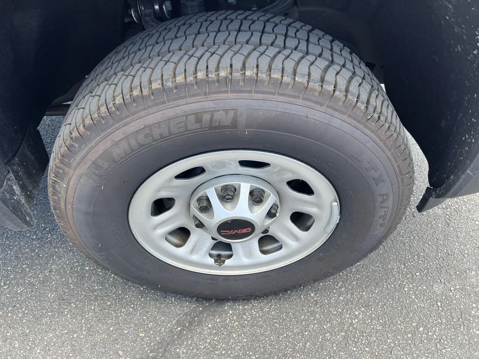 2025 GMC Sierra 3500HD Pro - Photo 11