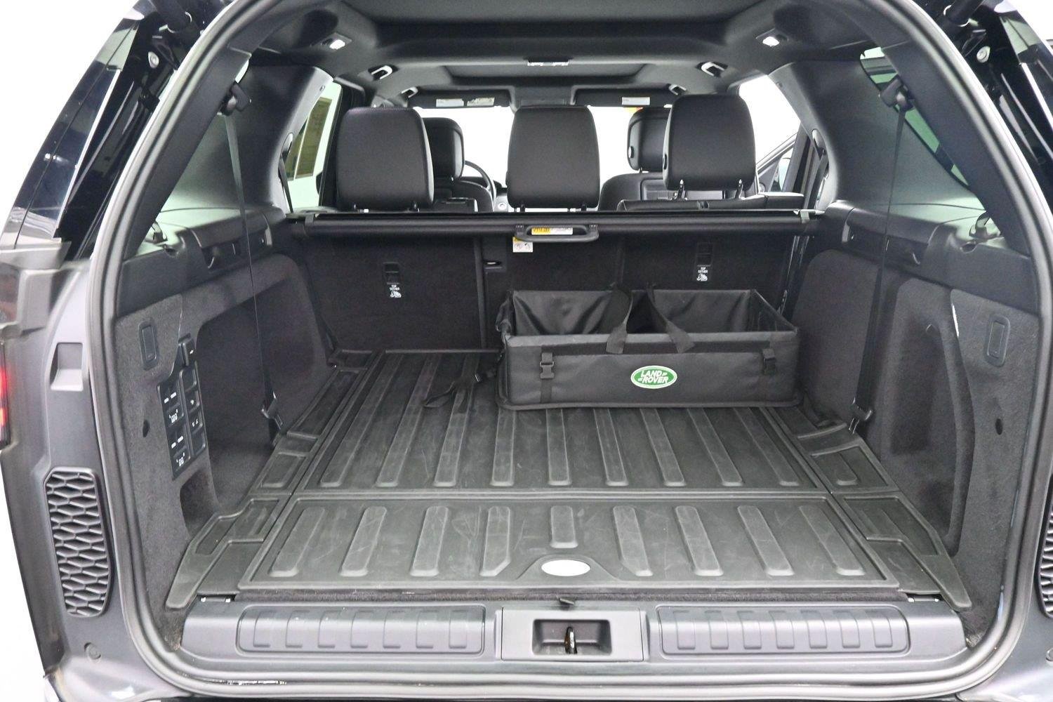 Used 2023 Black Land Rover S R-Dynamic image 10