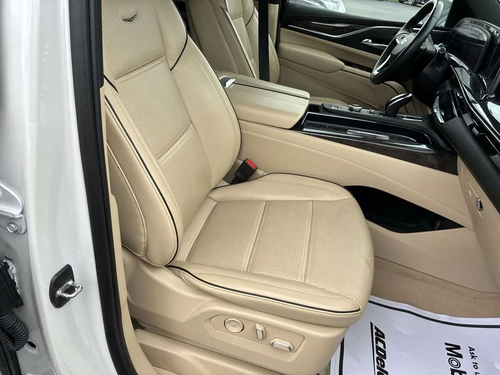 Used 2023 White Cadillac Premium Luxury image 23