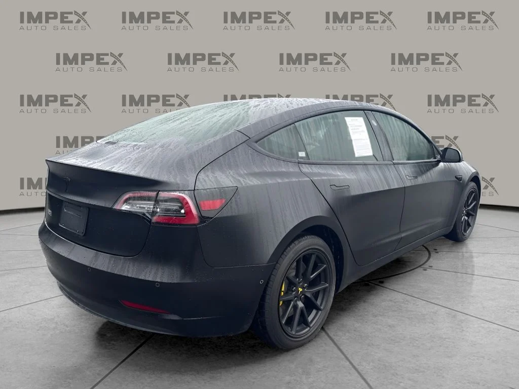 Used 2022 Black Tesla Long Range image 3