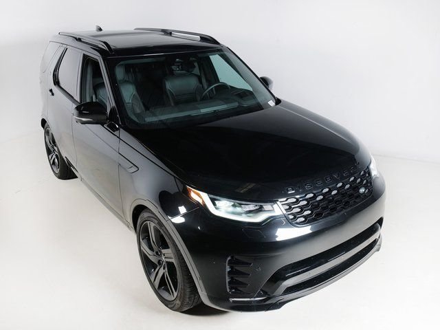 Certified Used 2025 Santorini Black Metallic Land Rover Dynamic SE image 30