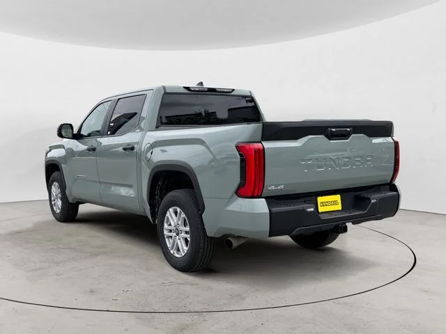 Used 2025  Toyota SR5 image 7