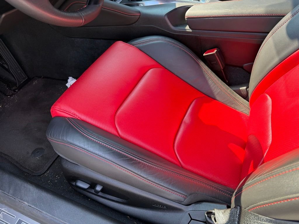 Used 2018 White Chevrolet SS image 9