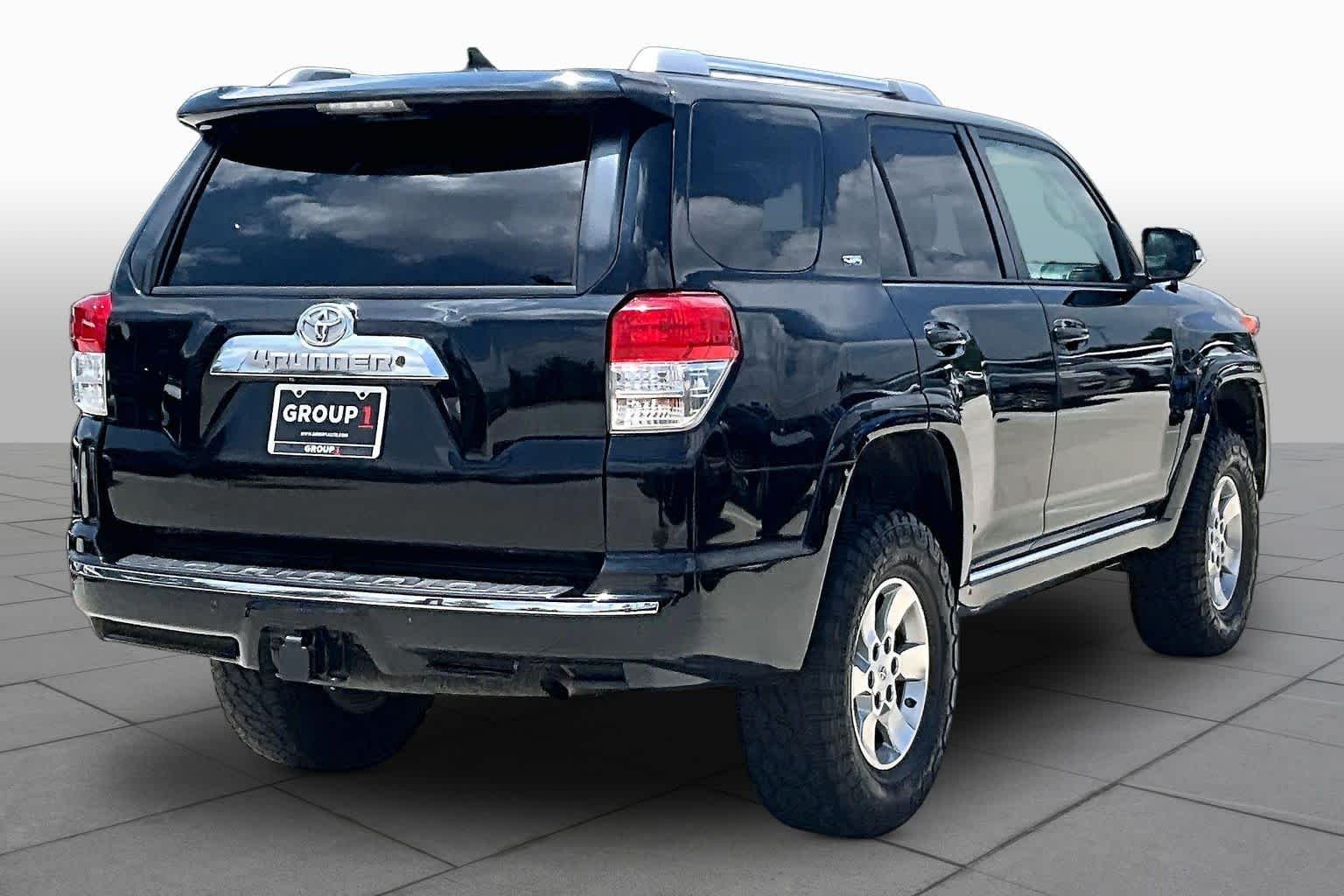 Used 2011 Black Toyota SR5 image 12