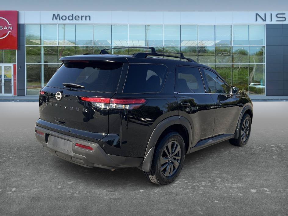 Used 2022 Super Black Nissan SV image 5