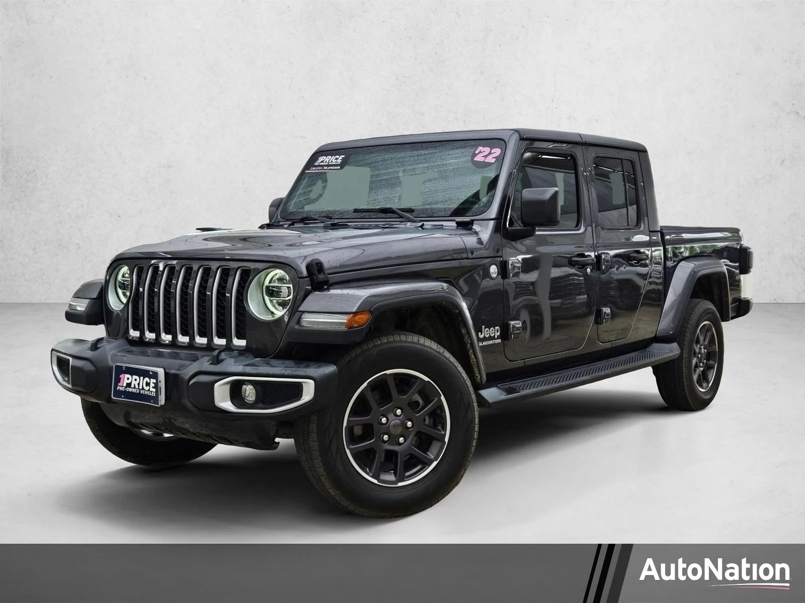 2022 Jeep Gladiator Overland's photo