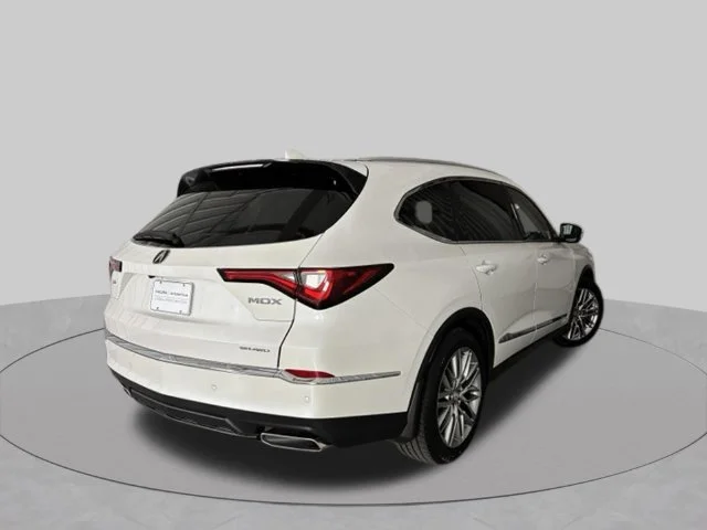 Used 2023  Acura Advance image 8