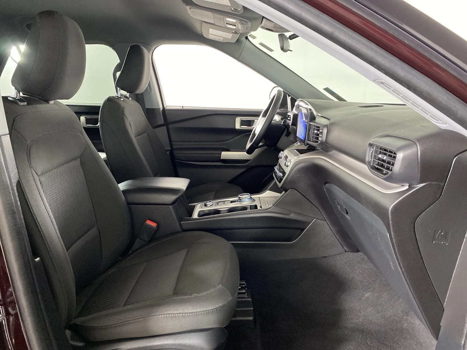 Used 2022 Jewel Red Ford XLT image 29