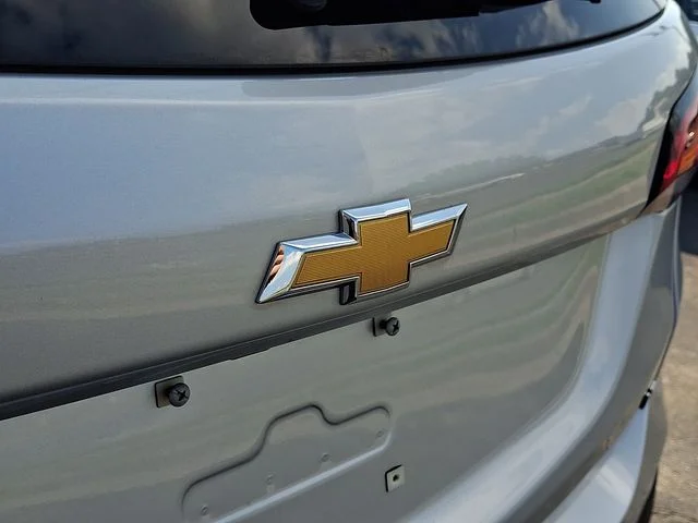 Used 2022 Silver Chevrolet LT image 30