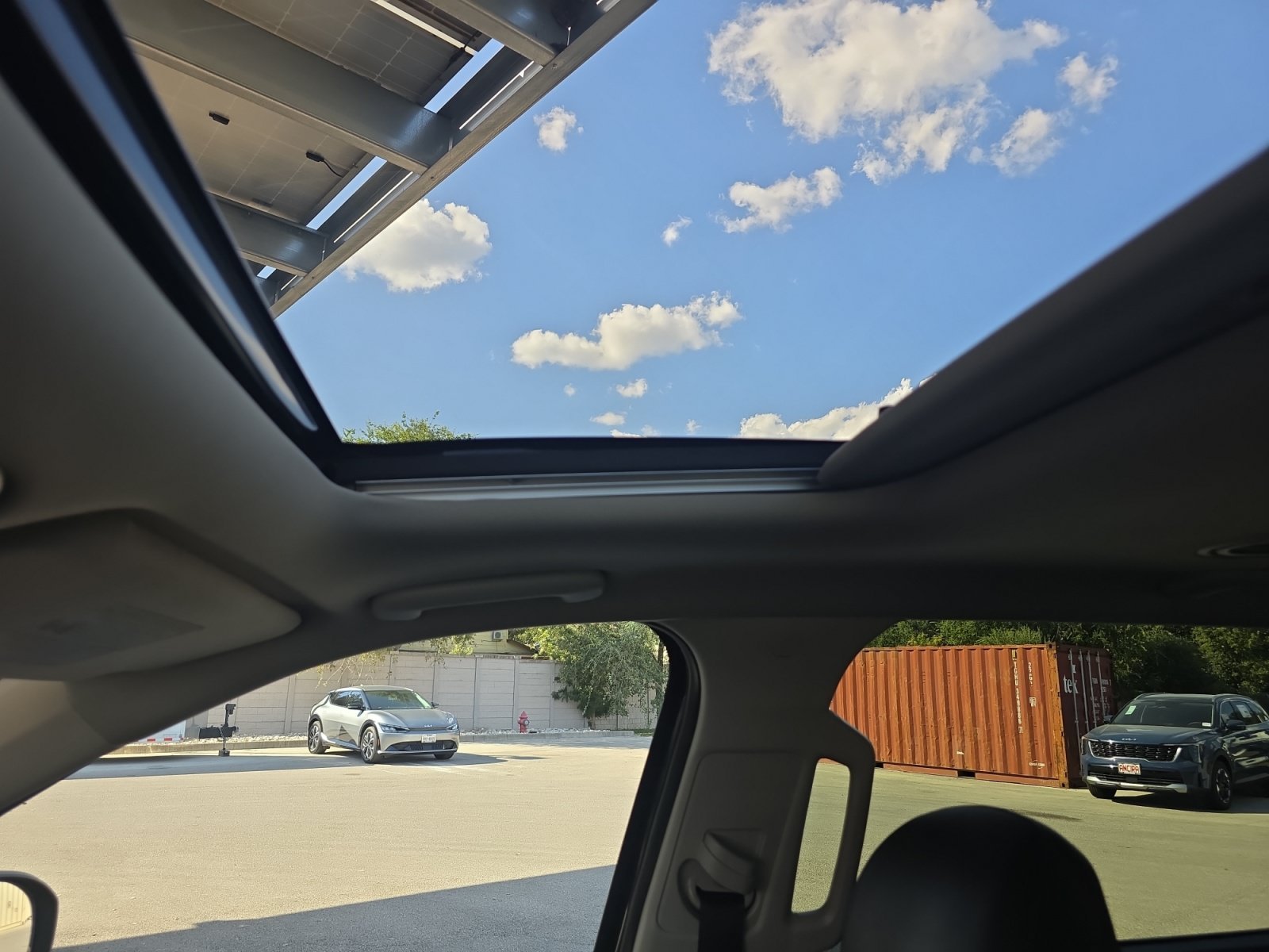 Used 2021 Dark Moss Kia S image 16
