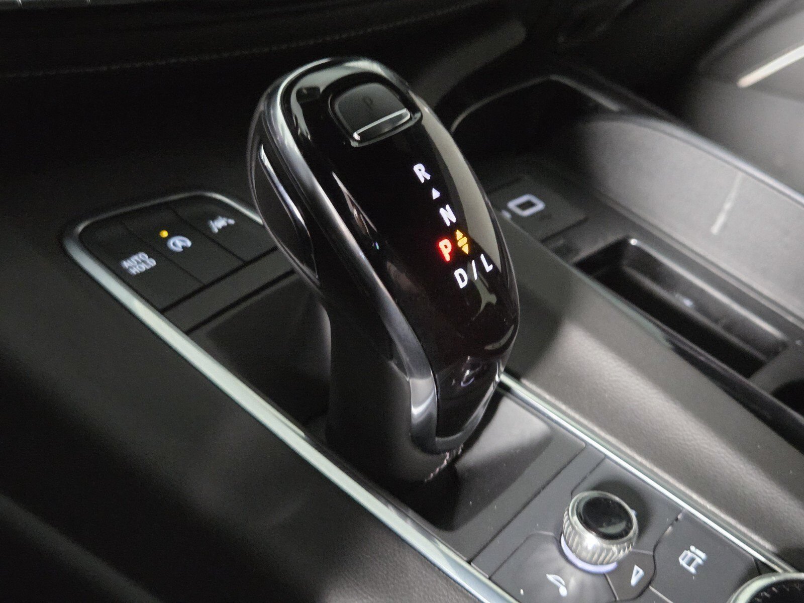 Used 2022 BLACK RAVEN Cadillac Sport image 13
