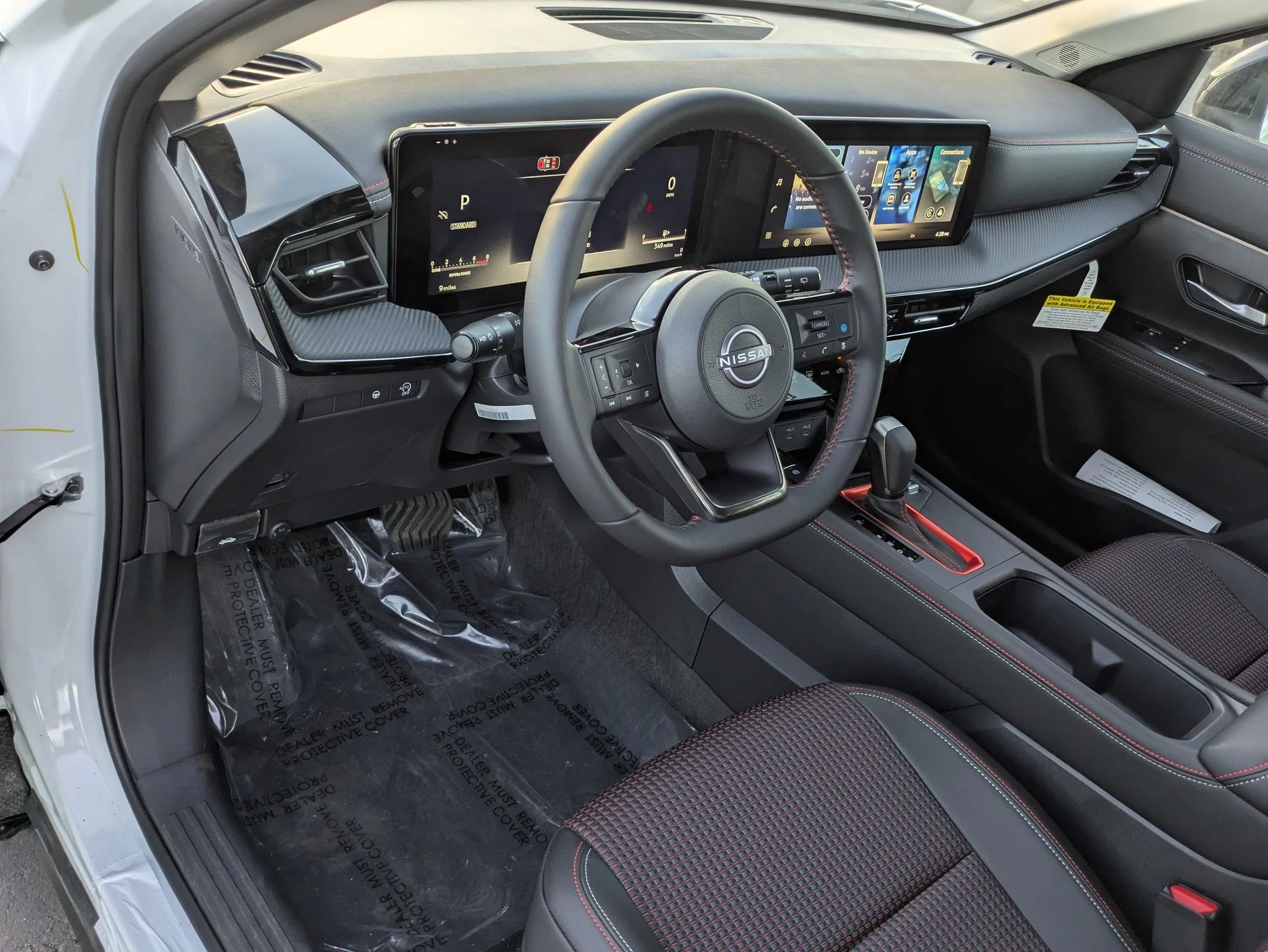 New 2026 Aspen White Tricoat Nissan SR image 2