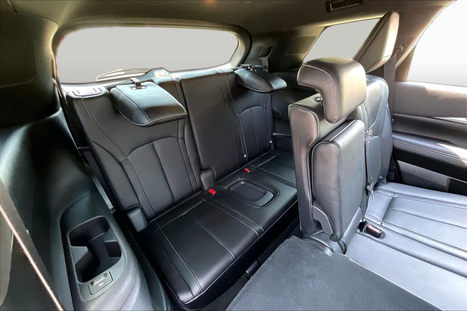 Used 2025 Mineral Black INFINITI LUXE image 34
