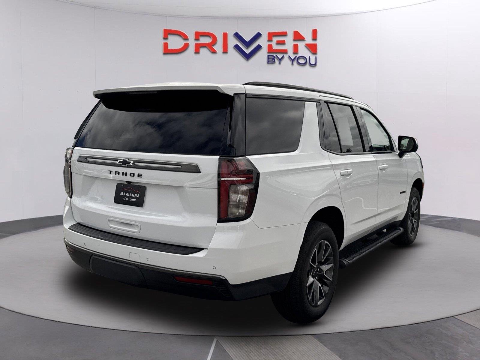 Used 2022 SUMMIT WHITE Chevrolet Z71 image 4