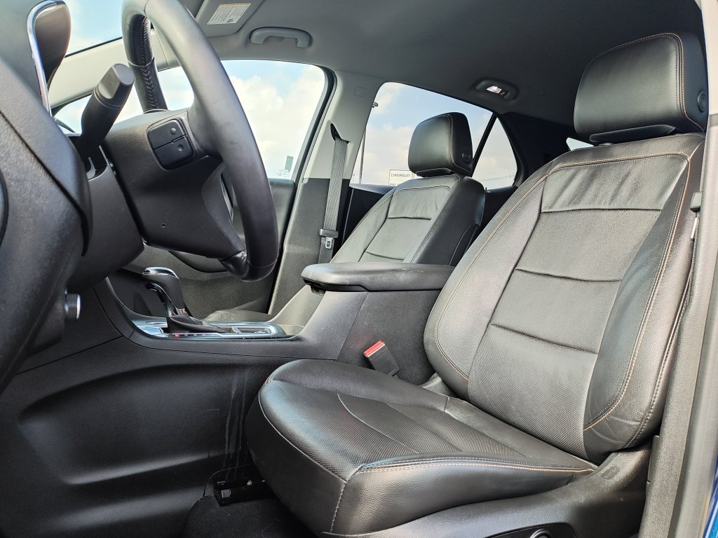 Used 2021 Blue Chevrolet Premier image 13