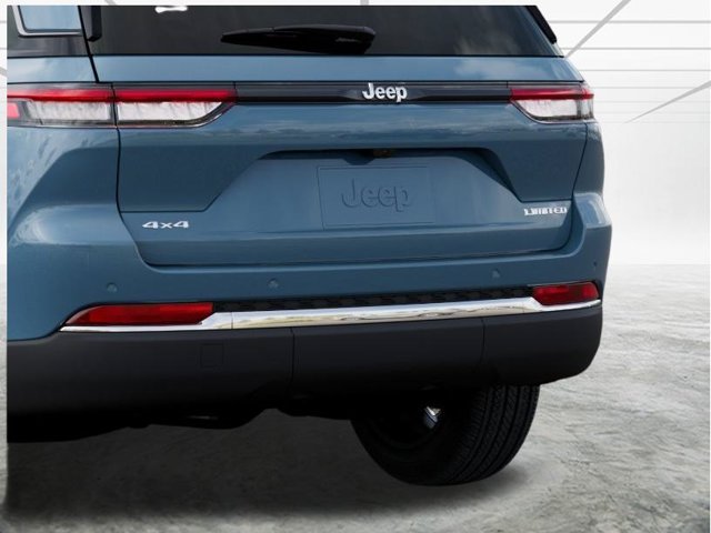 New 2027 Steel Blue Paint Jeep Limited image 14
