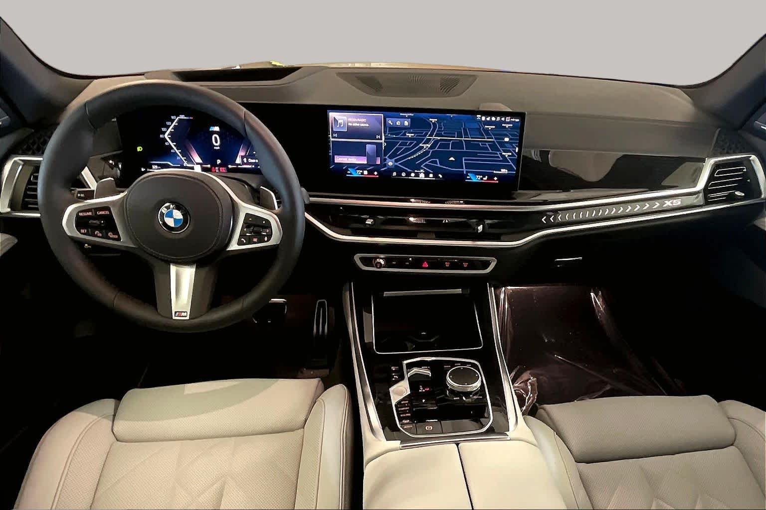 New 2026 Skyscraper Grey Metallic BMW xDrive40i image 5