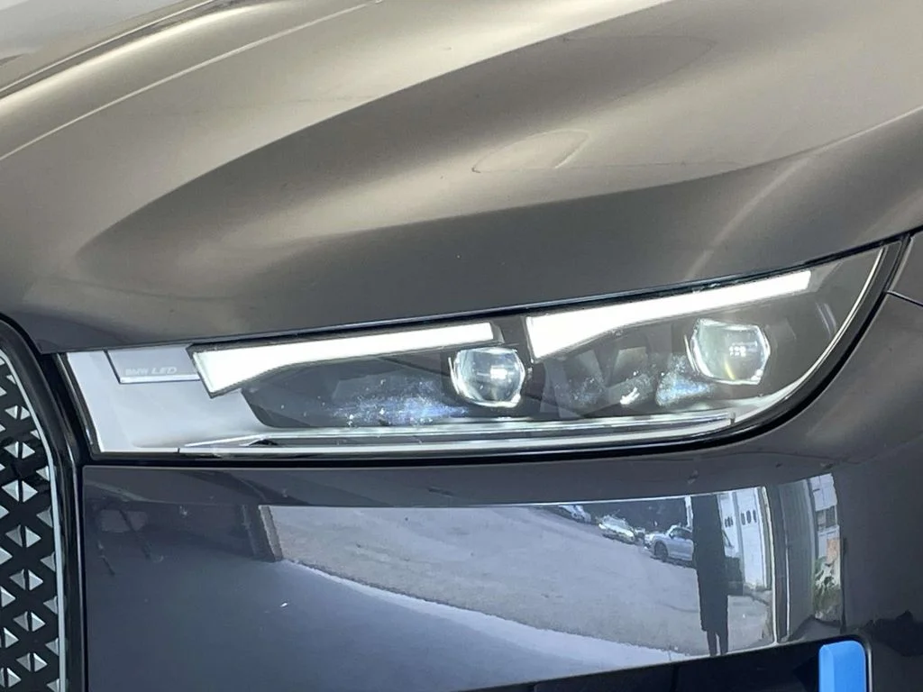 Certified Used 2024 Gray BMW xDrive50 image 10