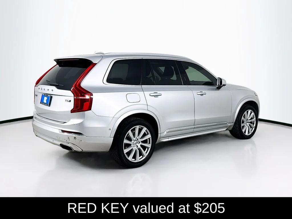 Used 2018 Bright Silver Metallic Volvo T6 Inscription image 8
