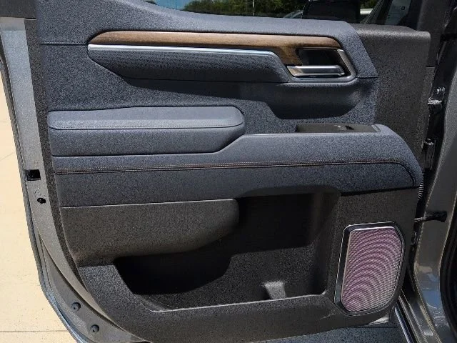 2026 Chevrolet Silverado 1500 High Country - Photo 9