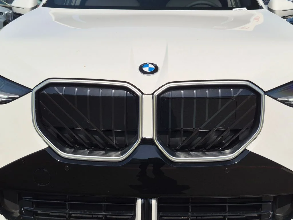 New 2026 White BMW 30 xDrive image 36