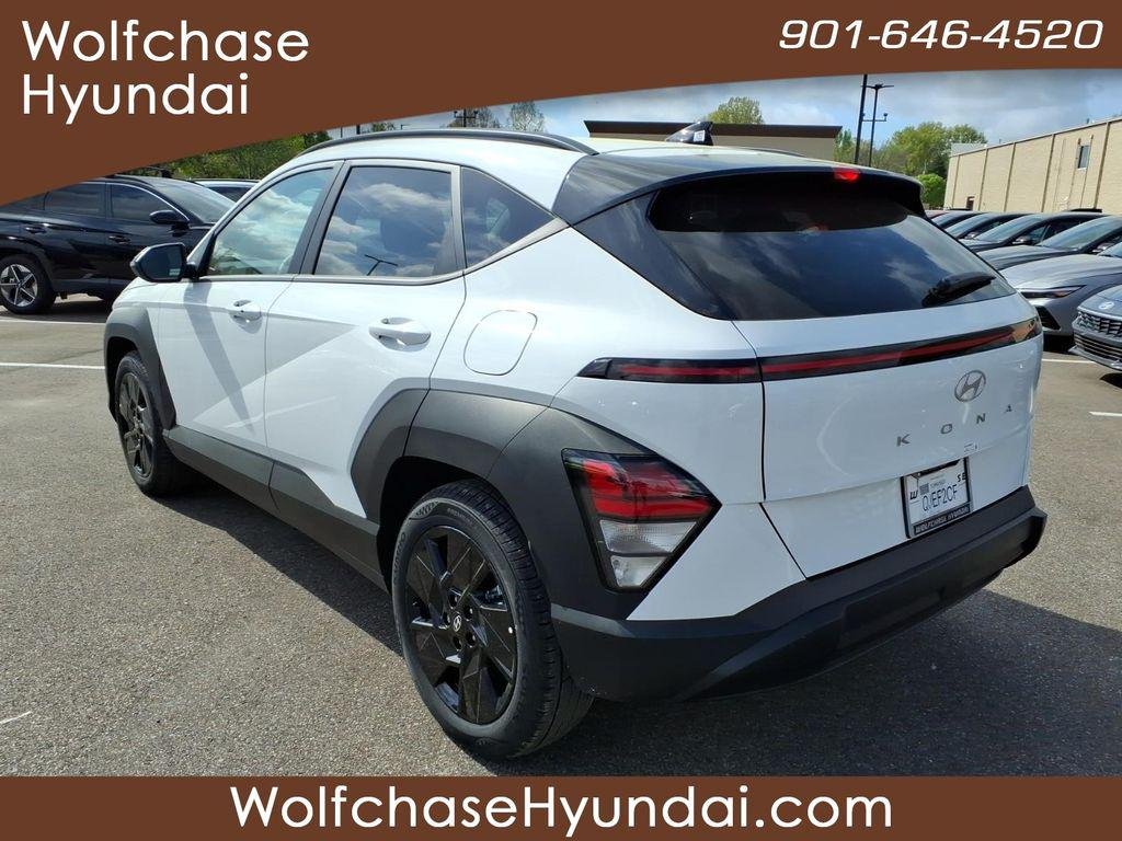 New 2026 White Hyundai SEL Sport FWD image 3