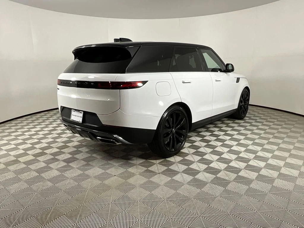 Certified Used 2025 White Land Rover SE image 4